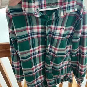 Vineyard vine cute flannel!